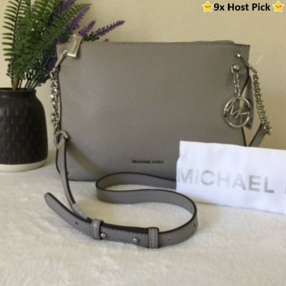 ⛔️SOLD⛔️ MICHAEL KORS Lillie Large Messenger Bag - Picture 1 of 15